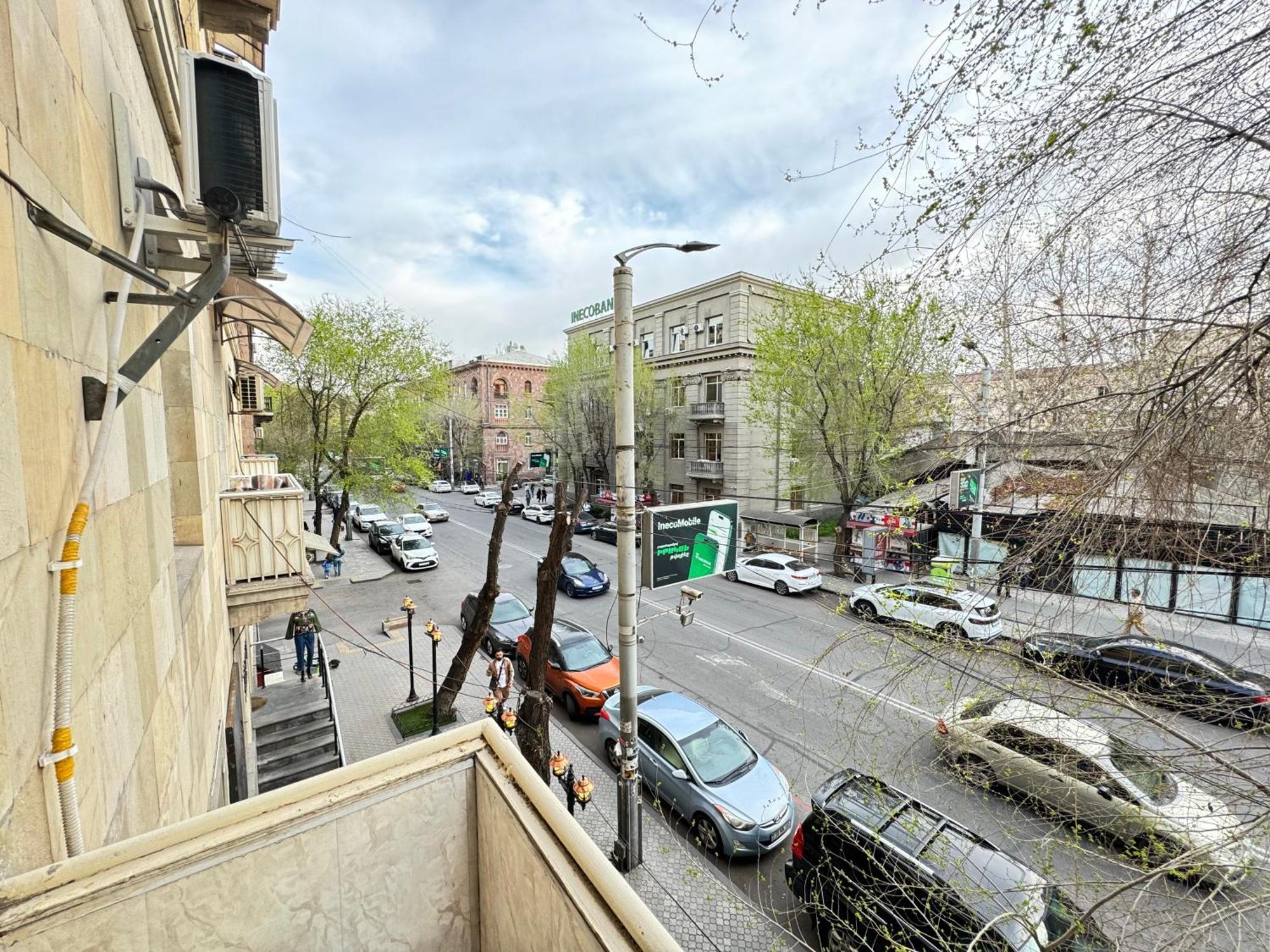 City Center Apartments On Tumanyan Street Ереван Экстерьер фото